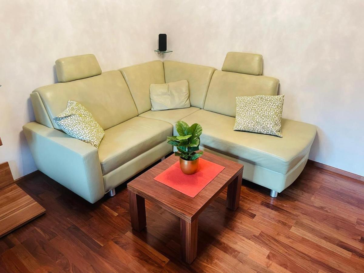 Super Deluxe Apartment - Near U6, U3 In City Center Vienna Esterno foto