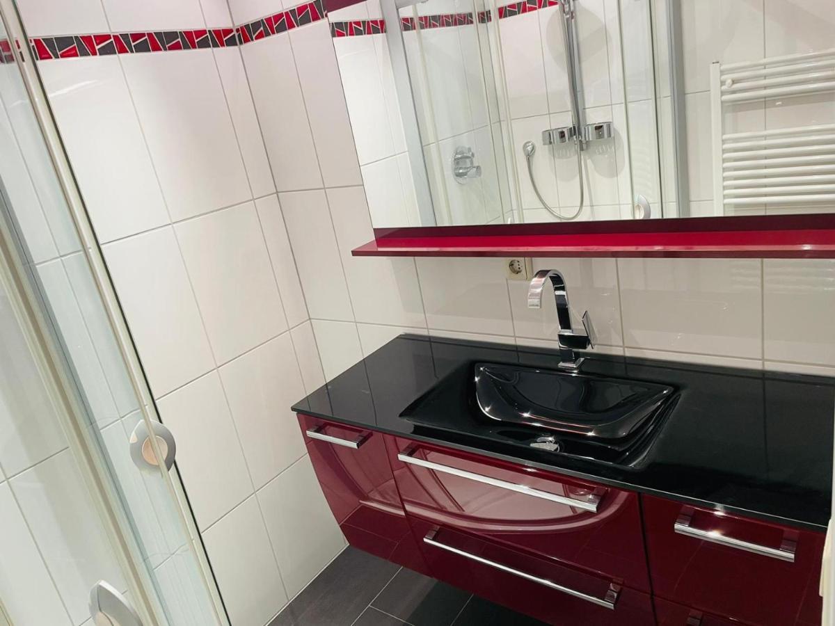 Super Deluxe Apartment - Near U6, U3 In City Center Vienna Esterno foto